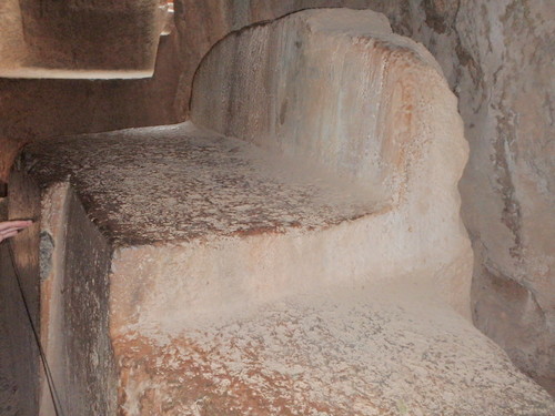 Q'Inqu - Holy Place.
